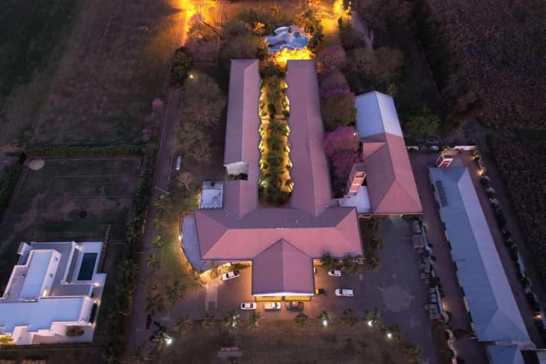 Catange Hotel Charata Extérieur photo