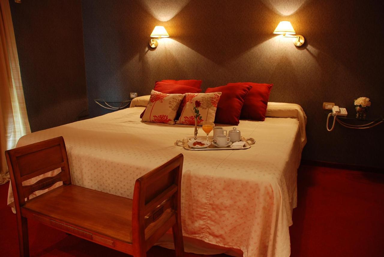 Catange Hotel Charata Extérieur photo
