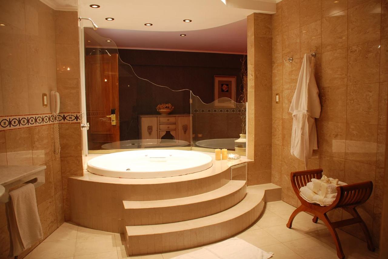 Catange Hotel Charata Extérieur photo
