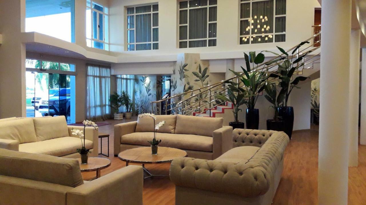 Catange Hotel Charata Extérieur photo