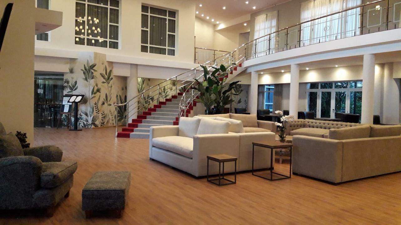 Catange Hotel Charata Extérieur photo